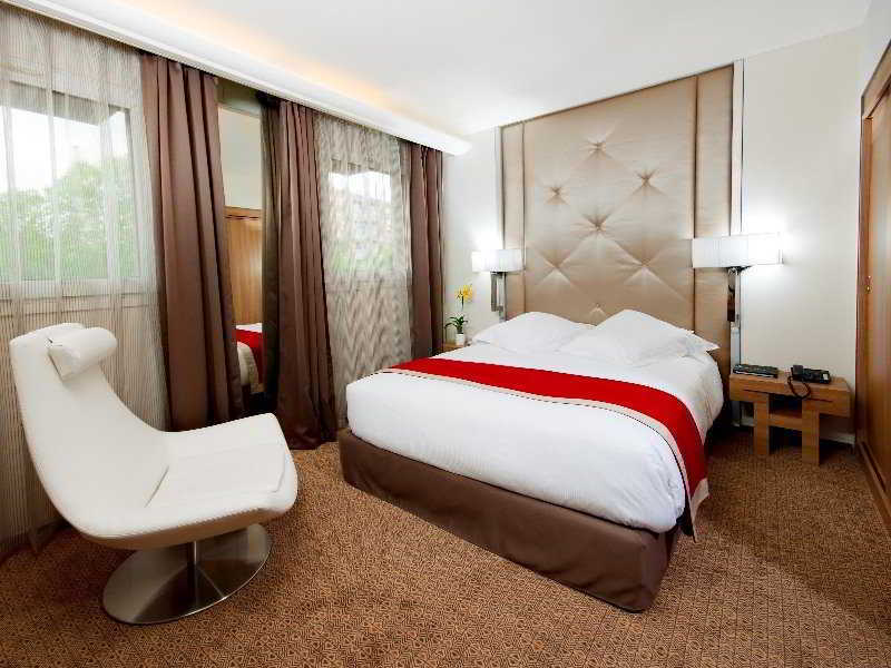 Hôtel Mermoz Toulouse Quarto foto